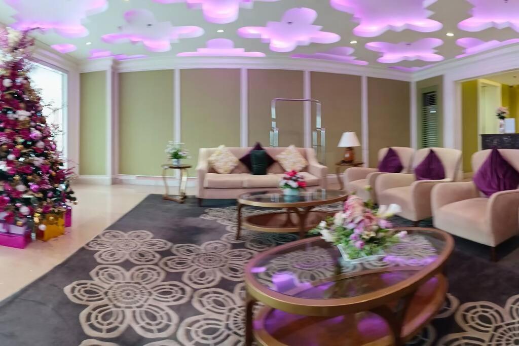Monarch Parksuites - Balmoral Place Paranaque City Exterior foto